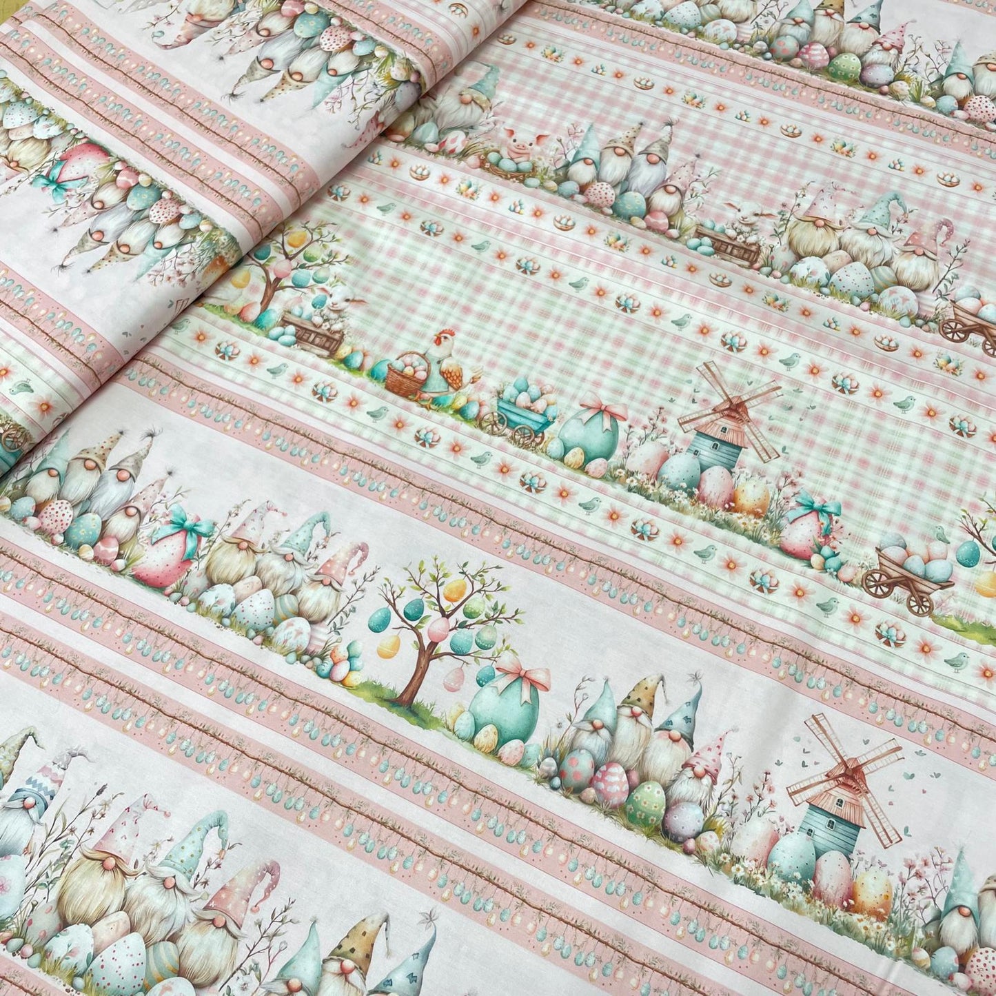 Poplin Barras Páscoa Gnomos Rosa