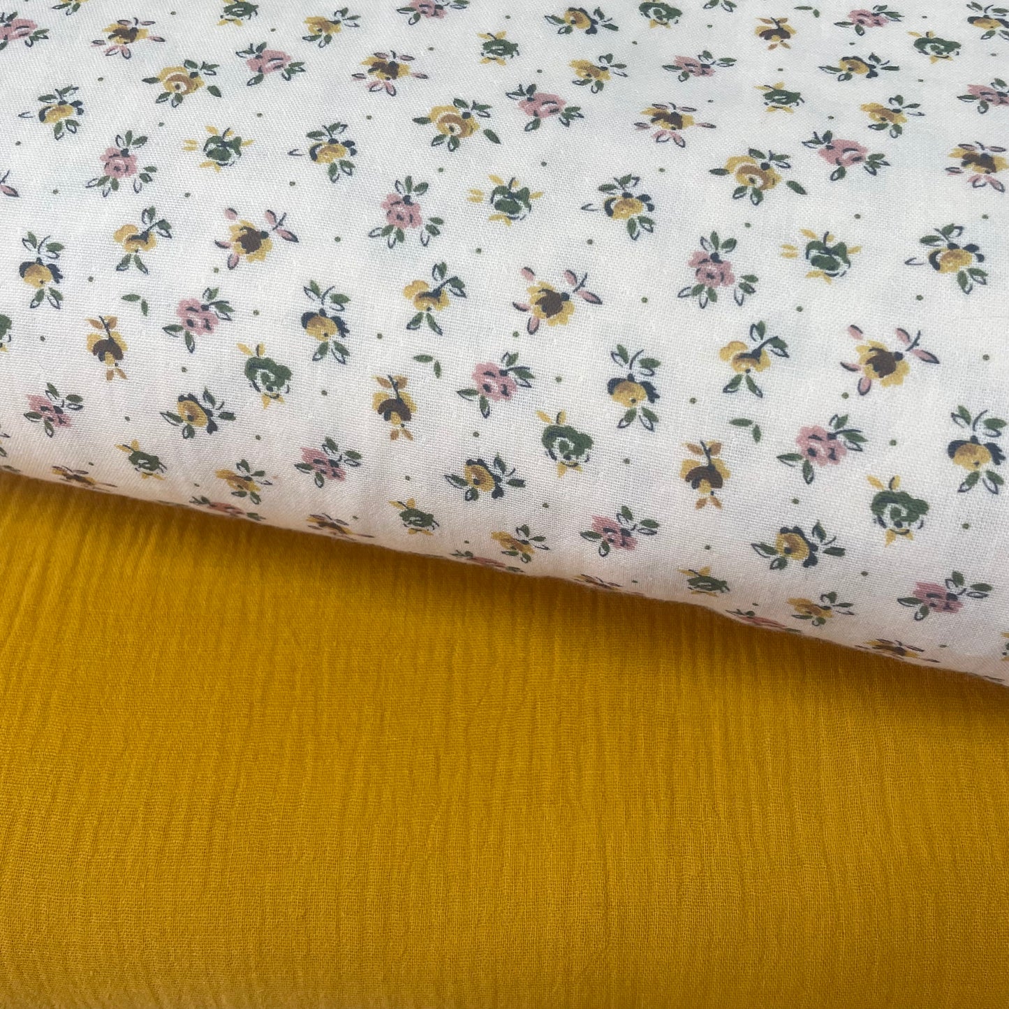 Musselina Flores Rosa e Amarelo