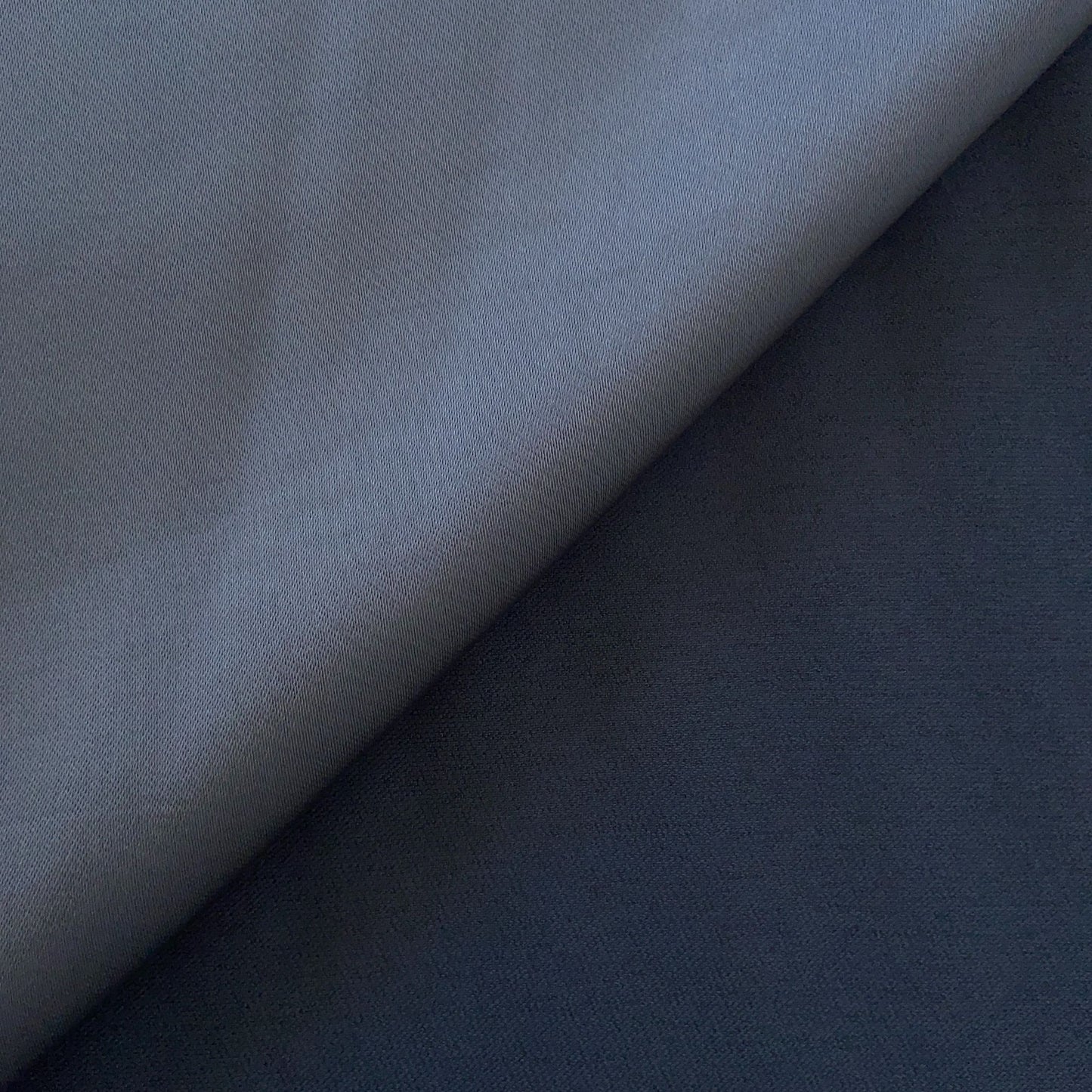 Crepe Acetinado Cinzento