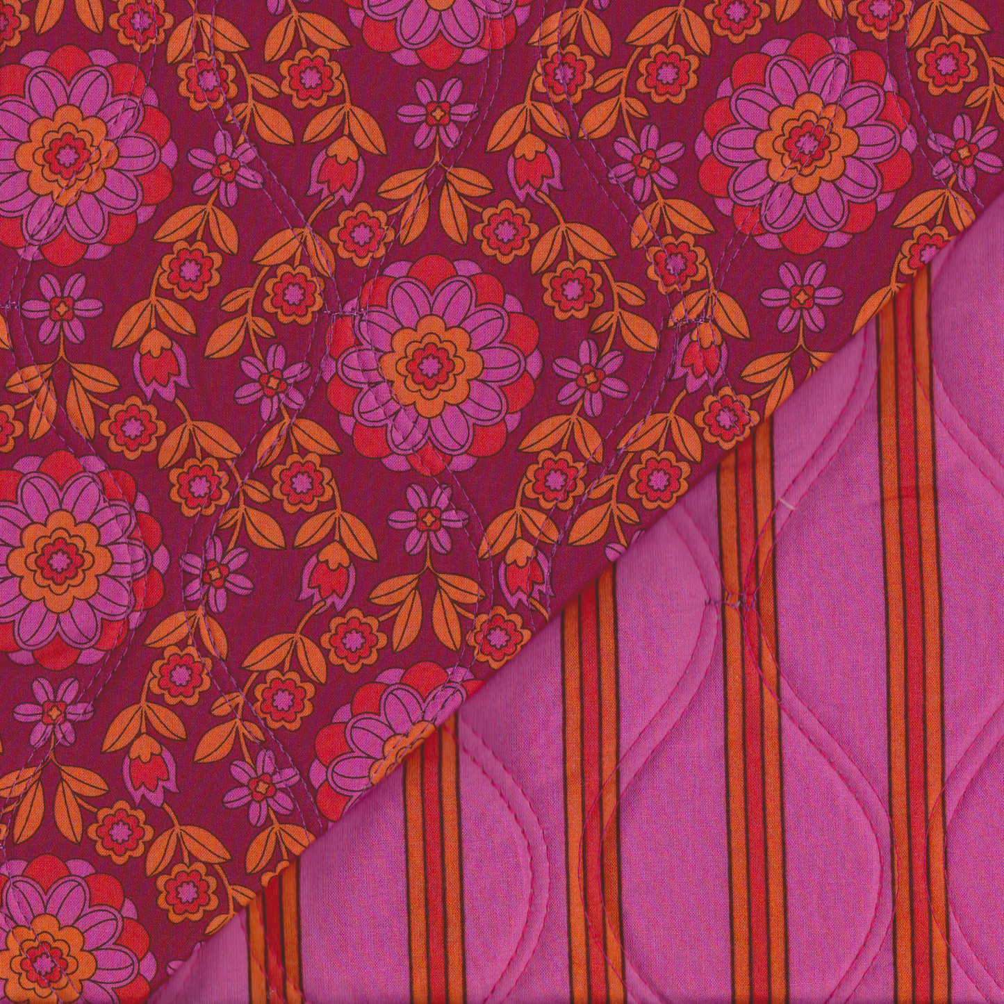 Acolchoado Dupla Face Flores Rosa e Bordeaux