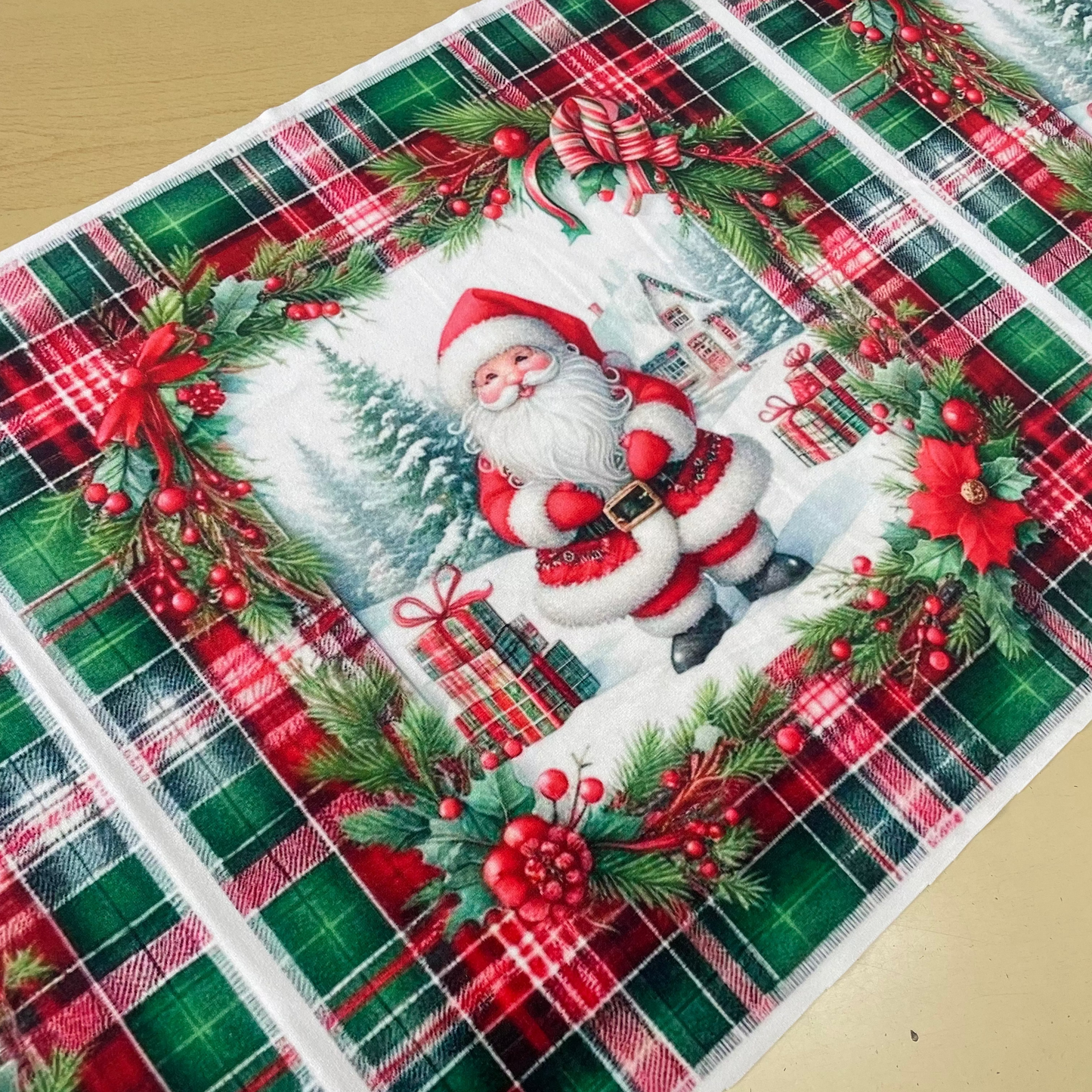 Painel Almofada Veludo Pai Natal Xadrez