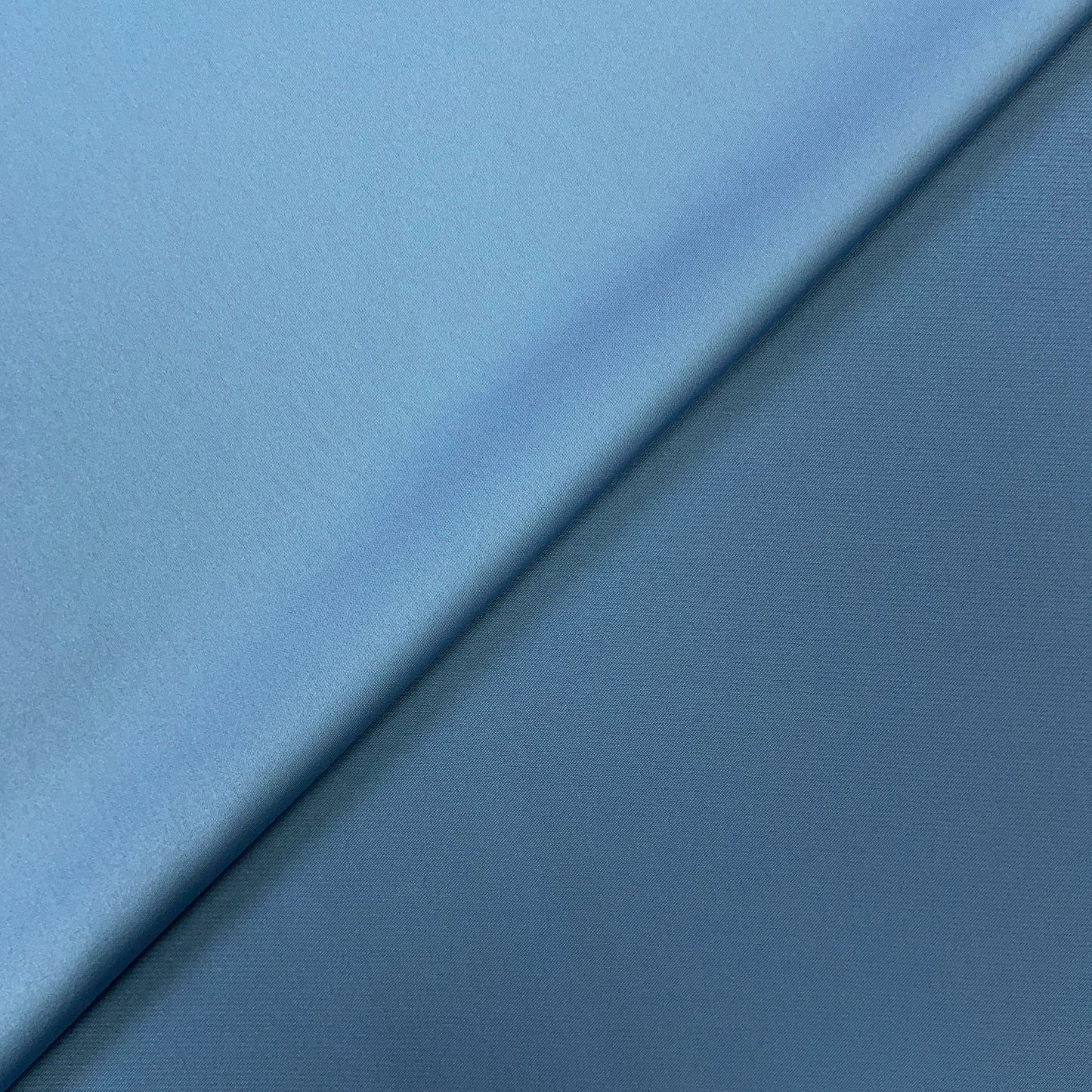 Royal Micro Satin Azul