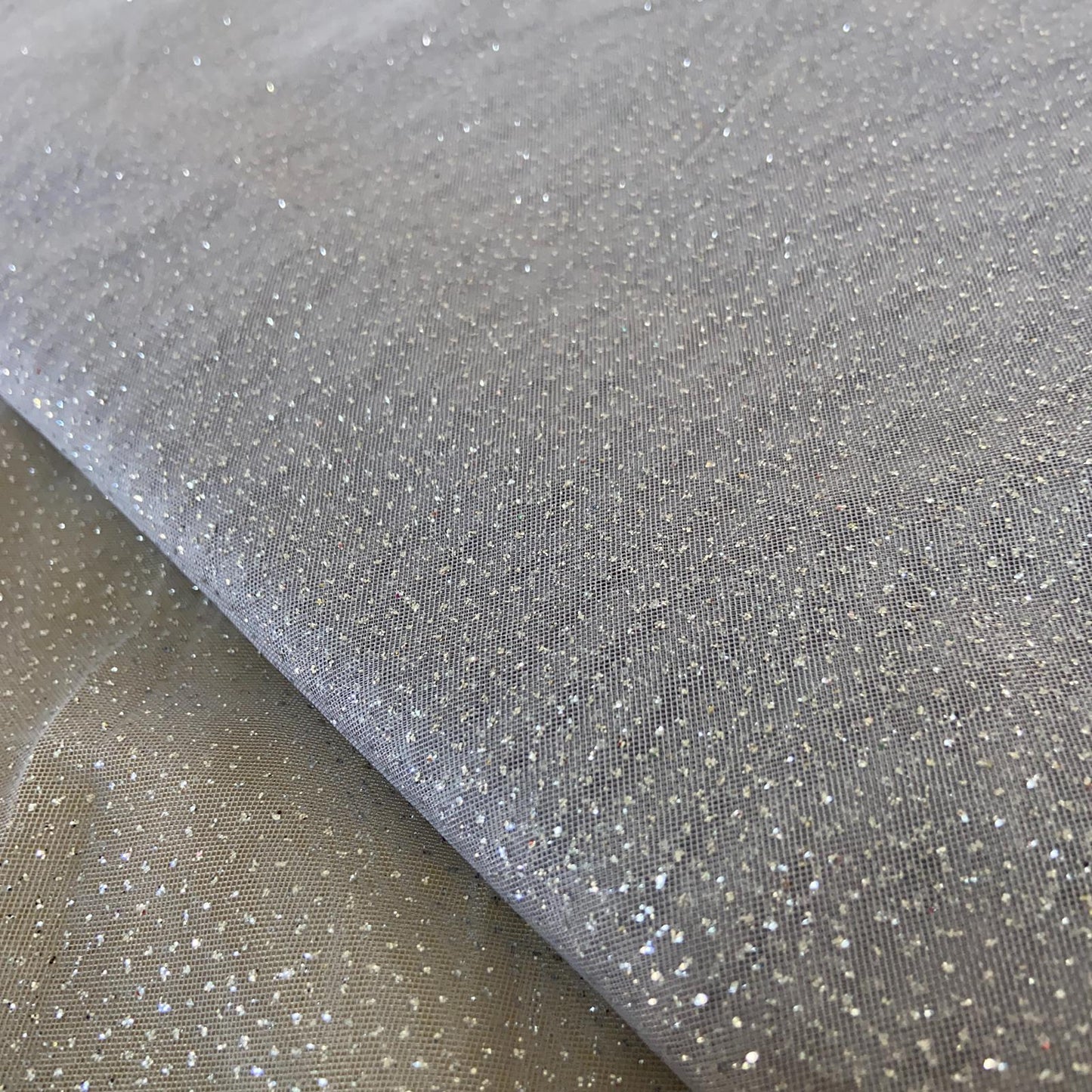 Tule com Glitter Cinza
